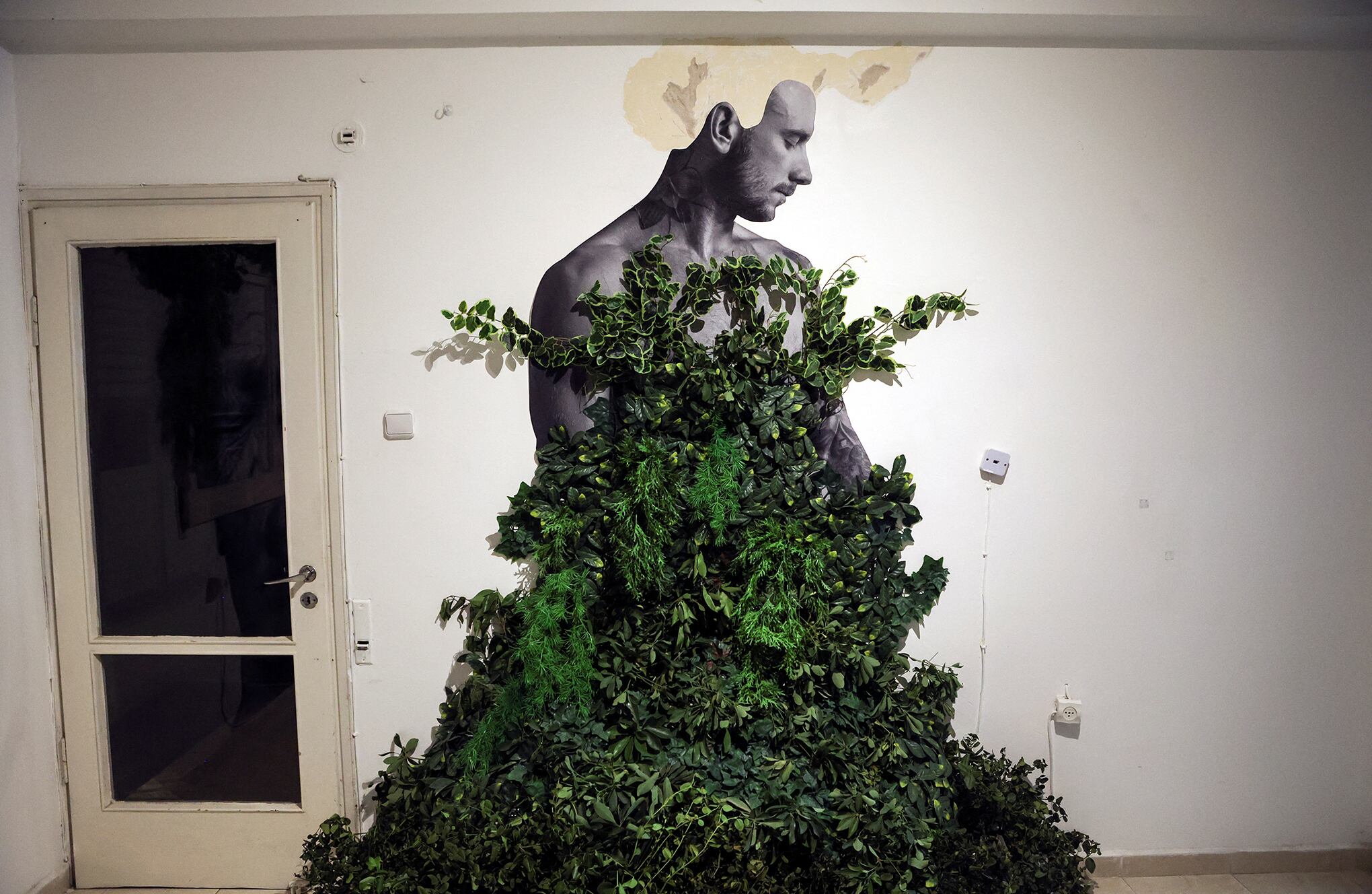 El arte pop-up se apodera de los edificios en ruinas de Tel Aviv