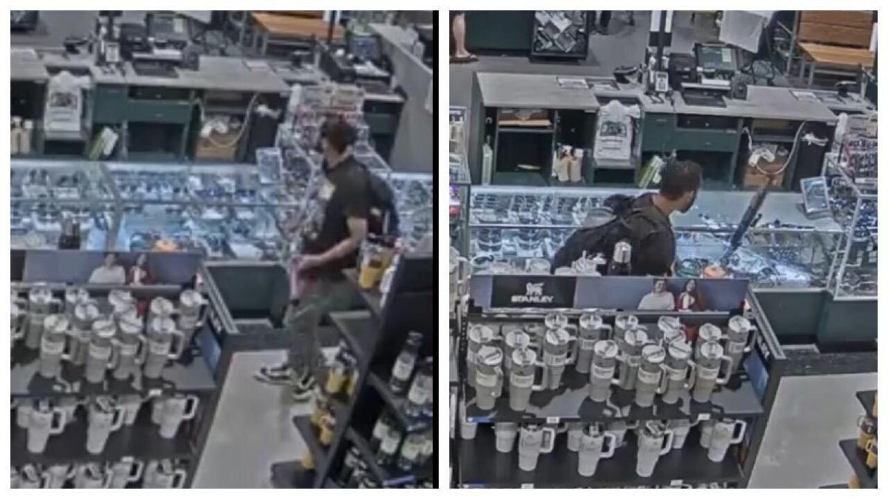 El acusado ingresó para pedir perdón a los empleados de la tienda por lo que estaba a punto de hacer, luego desató su furia arrasando con las costosas vitrinas.