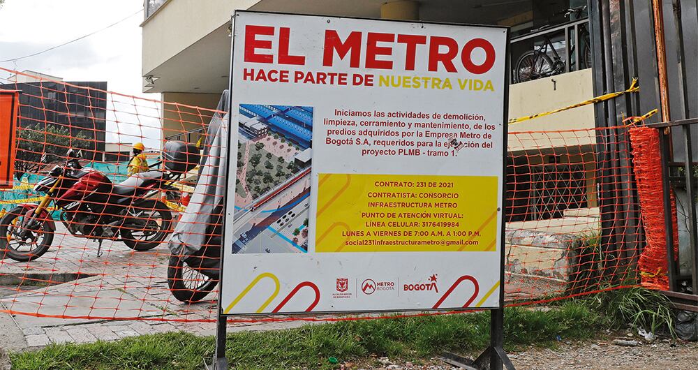 En distintas partes de la ciudad se informa sobre el avance, pero la verdad es que hay retrasos.