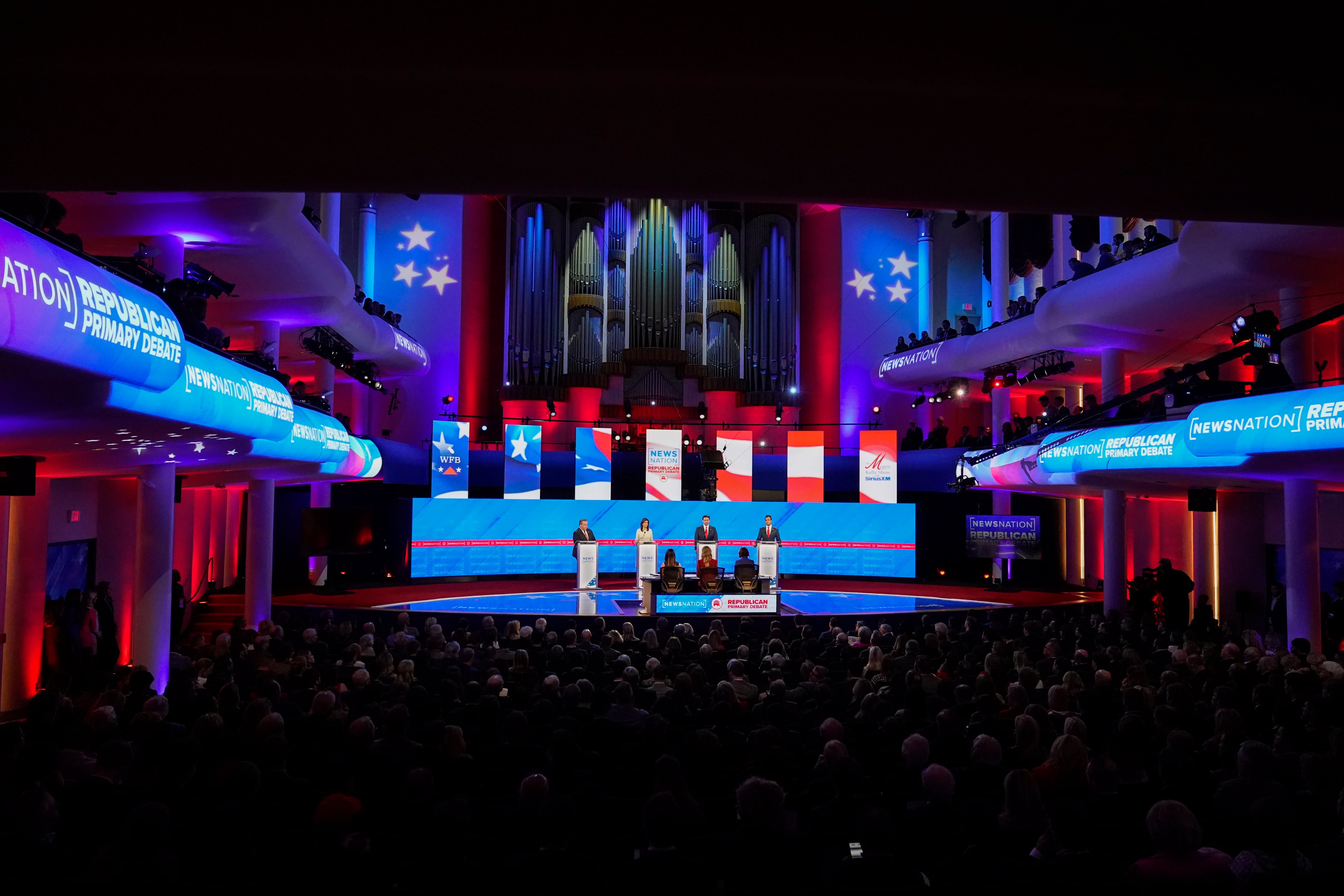 El empresario biotecnológico Vivek Ramaswamy volvió a presentarse como un candidato que respaldaría a Trump aunque fuese condenado en cualquiera de los cuatro procesos judiciales que enfrenta.