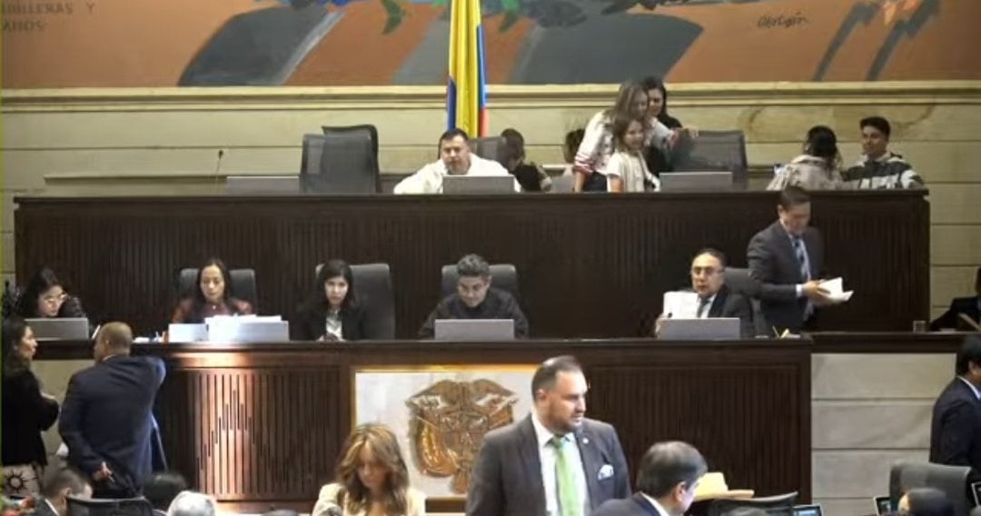 Plenaria de la cámara de Representantes debate sobre el proyecto de reforma a la salud.