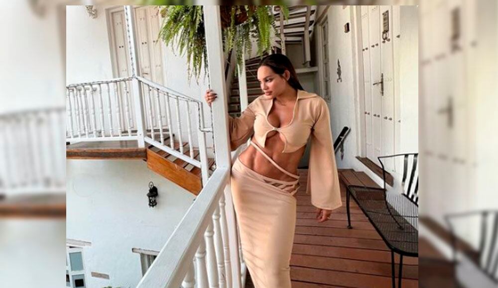 Andrea Valdiri - Foto tomada de Instagram @andreavaldirisos