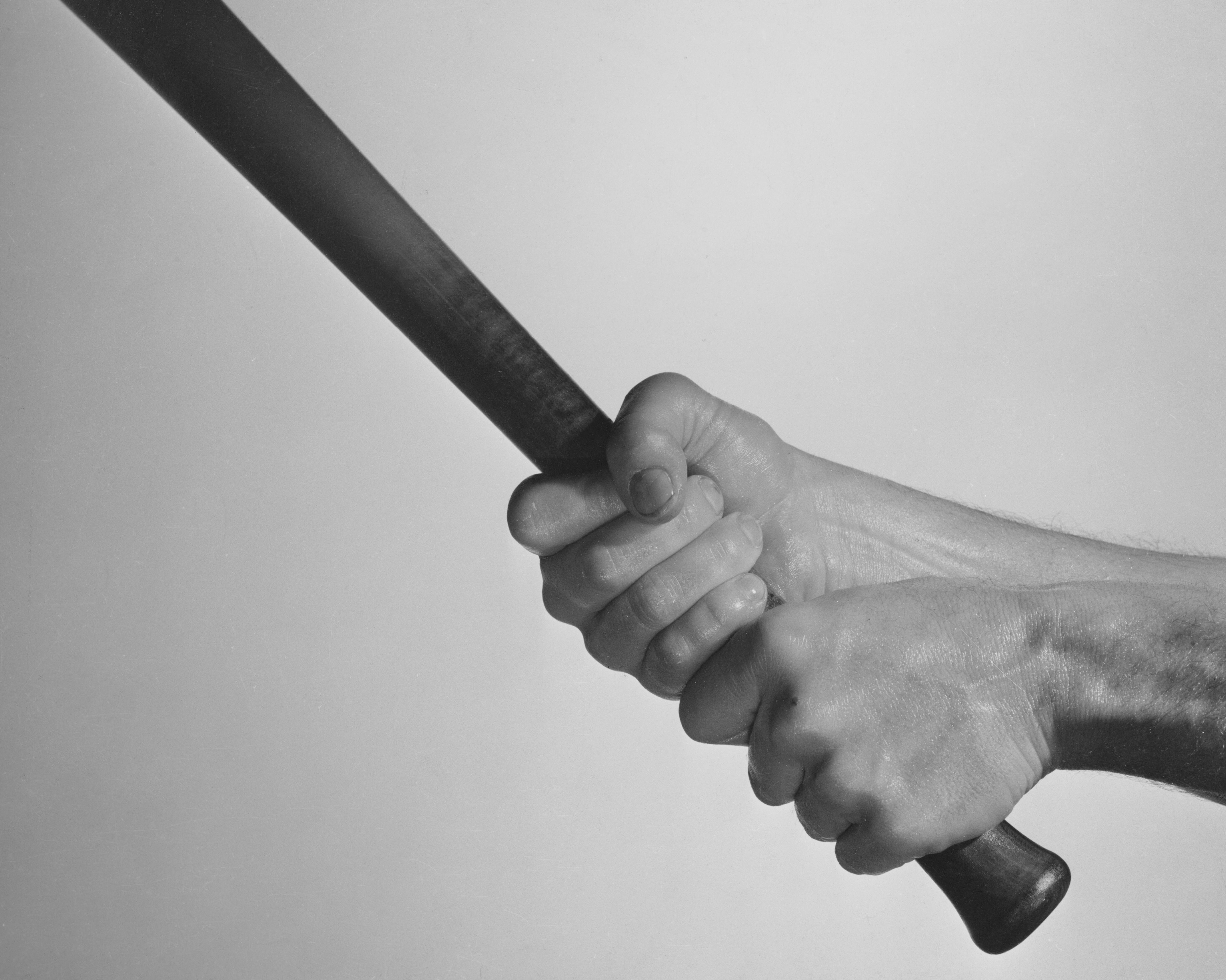 Por robarle su bicicleta, asesinan a batazos a hombre que se dirigía al trabajo en Cali.