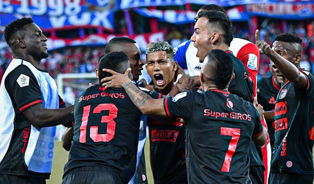 América de Cali se posicionó en la primera casilla tras cinco fechas.