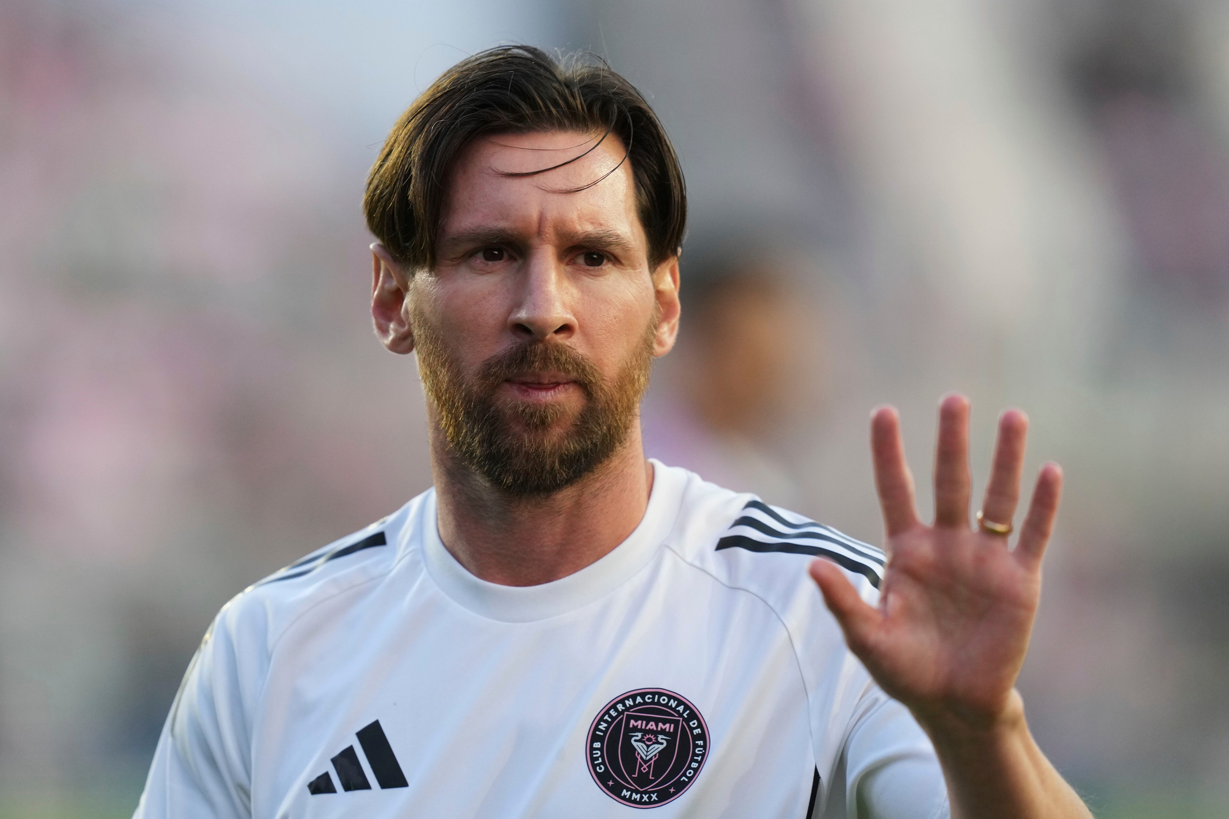Inter Miami forward Lionel Messi waves to fans before a CONCACAF Champions Cup second-leg semifinal soccer match against the Vancouver Whitecaps, Wednesday, April 30, 2025, in Fort Lauderdale, Fla. (AP Photo/Lynne Sladky)