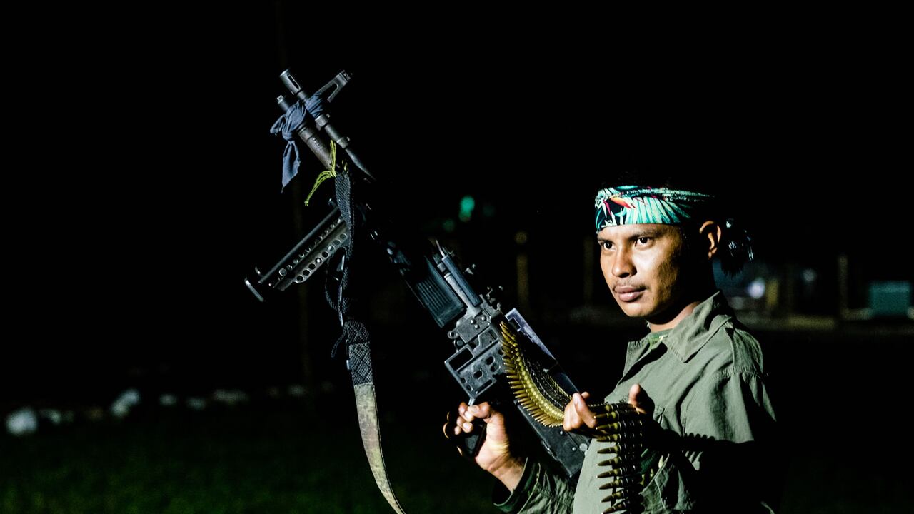 Hoy es un día diferente. Hombres y mujeres de la columna Teófilo Forero se despiden de las últimas 16 armas.