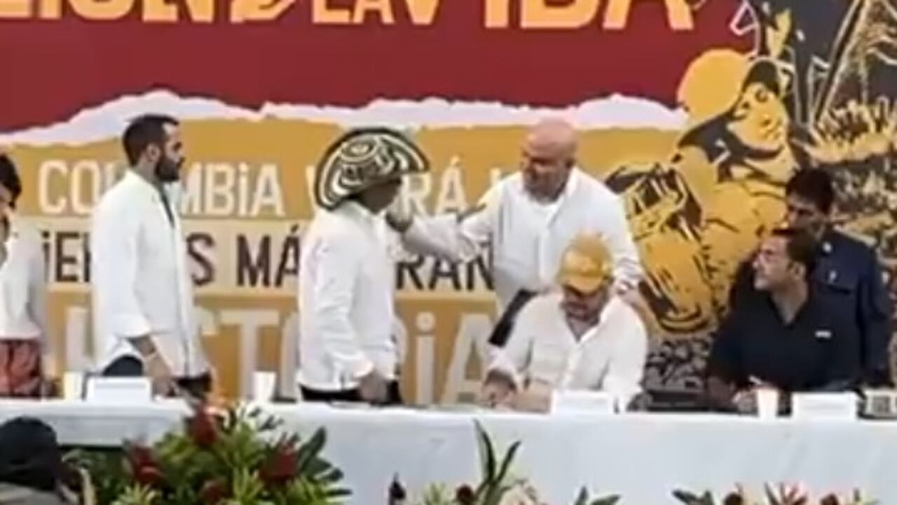 Así fue el saldo entre Petro y Mancuso.