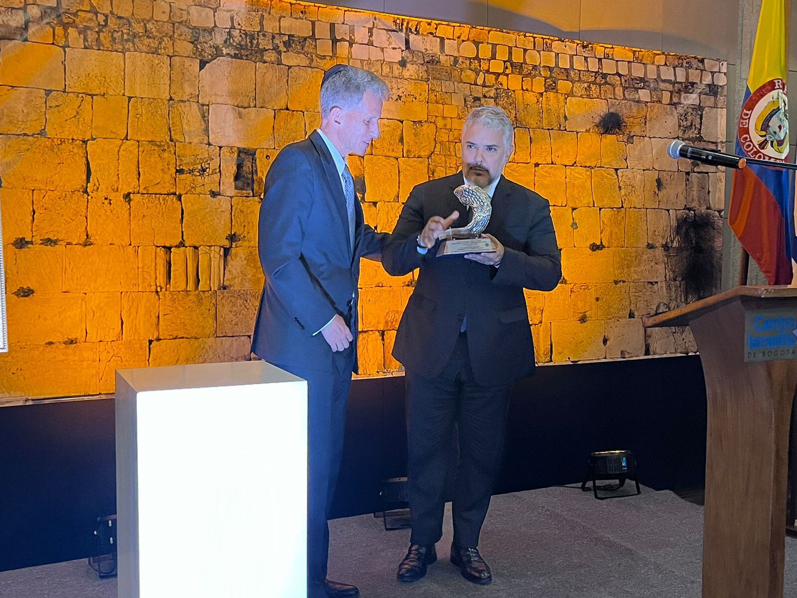 El expresidente Duque recibió el Premio Jerusalén