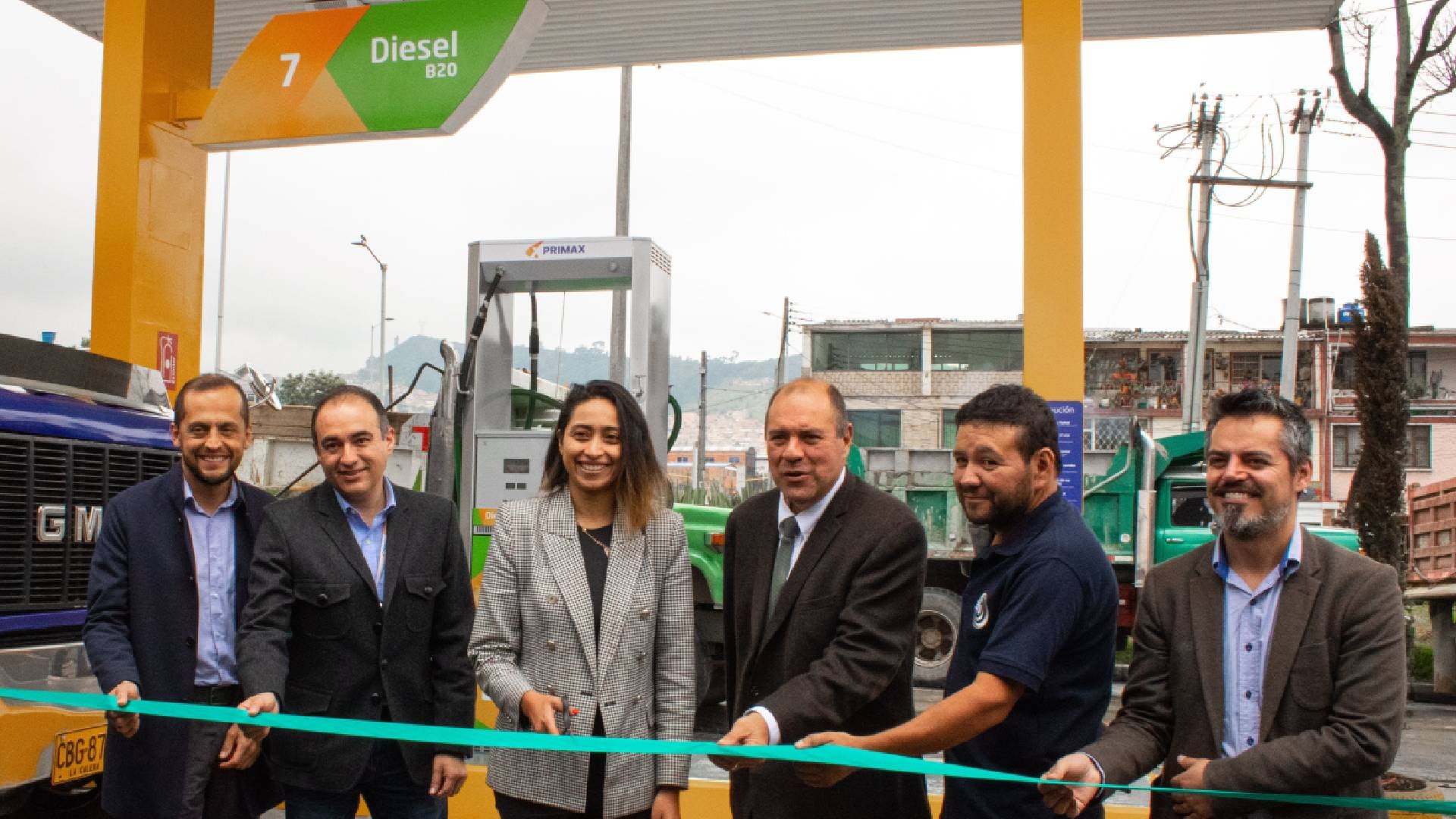 El biodiésel disminuye las emisiones contaminantes de los vehículos hasta en un 80 %.