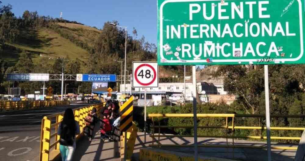 Puente Internacional de Rumichaca, frontera con Ecuador. 