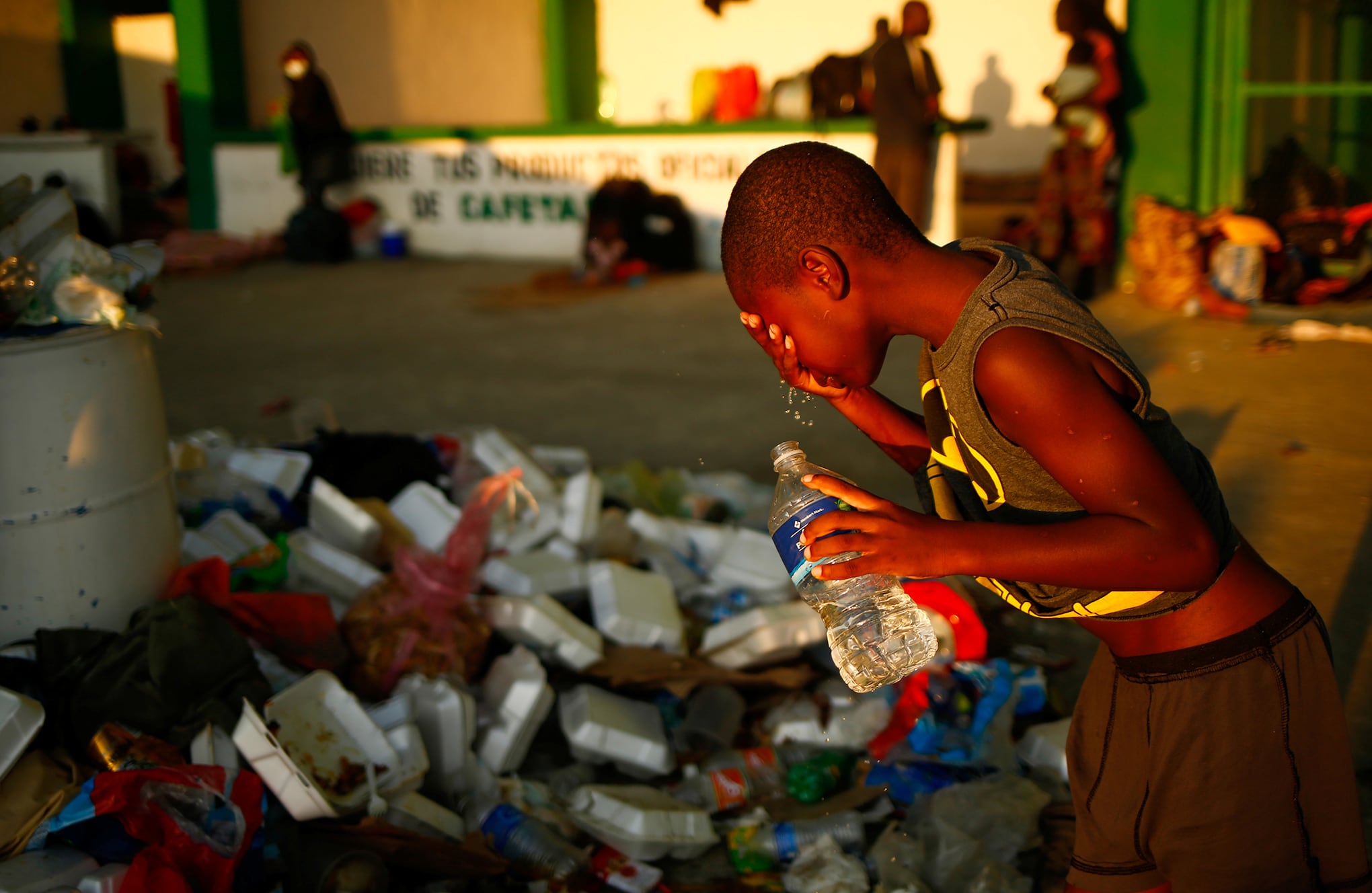 Miles de haitianos se reúnen en un campamento en el sur de México para pedir ayuda