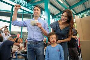 Daniel Quintero ejerció su voto en Medellín.