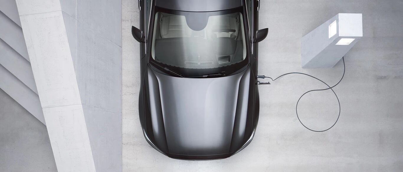 Volvo da paso histórico: desde 2030 solo venderá vehículos eléctricos.