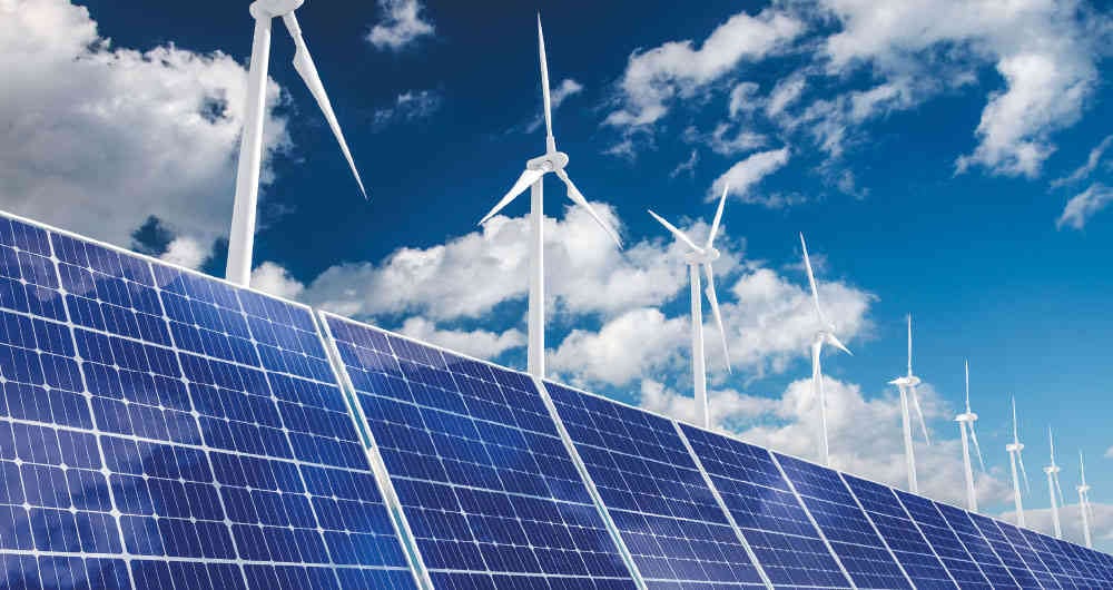 De acuerdo con información del Ministerio de Minas, avanzan 14 proyectos eólicos y solares.