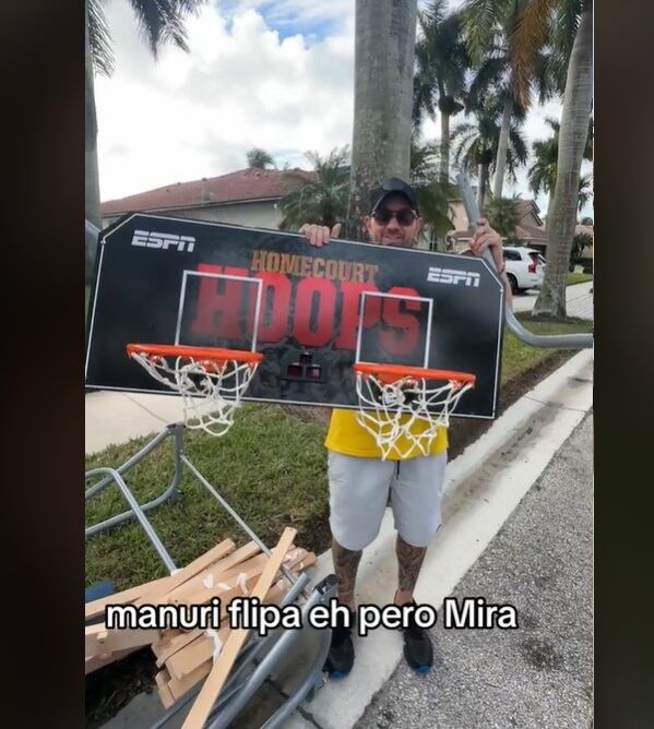 Poltronas, televisores de buen tamaño, lámparas, las personas dejan en la calle todo aquello que no creen que van a volver a usar.