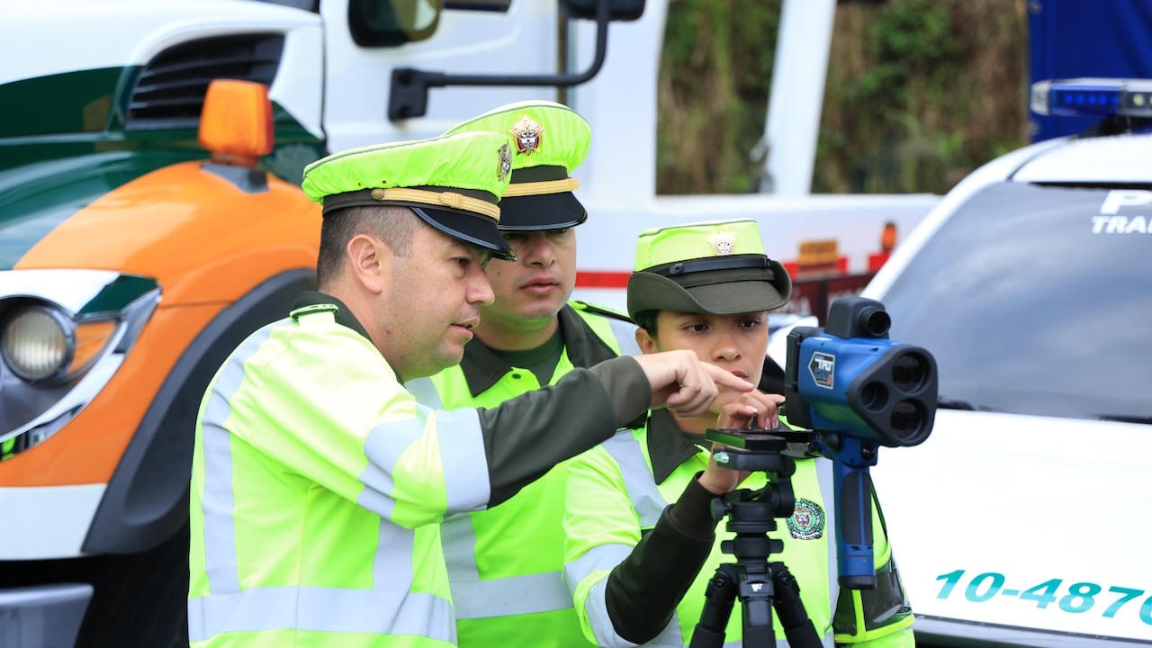 Los policías de tránsito deberán contar con las herramientas técnicas que sustenten la orden de comparendo.
