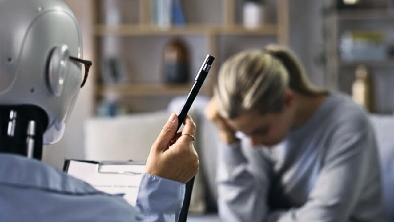 Los investigadores advierten que la IA no puede detectar riesgos clínicos ni ofrecer contención emocional.