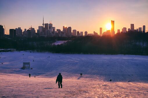 El complejo de Copper Mountain Resort, se encuentra cerca de Breckenridge, a unos 120 kilómetros al oeste de Denver, pidió a los visitantes que observen las señales y advertencias publicadas y que no ingresen a los senderos y áreas cerradas. (Foto referencia)