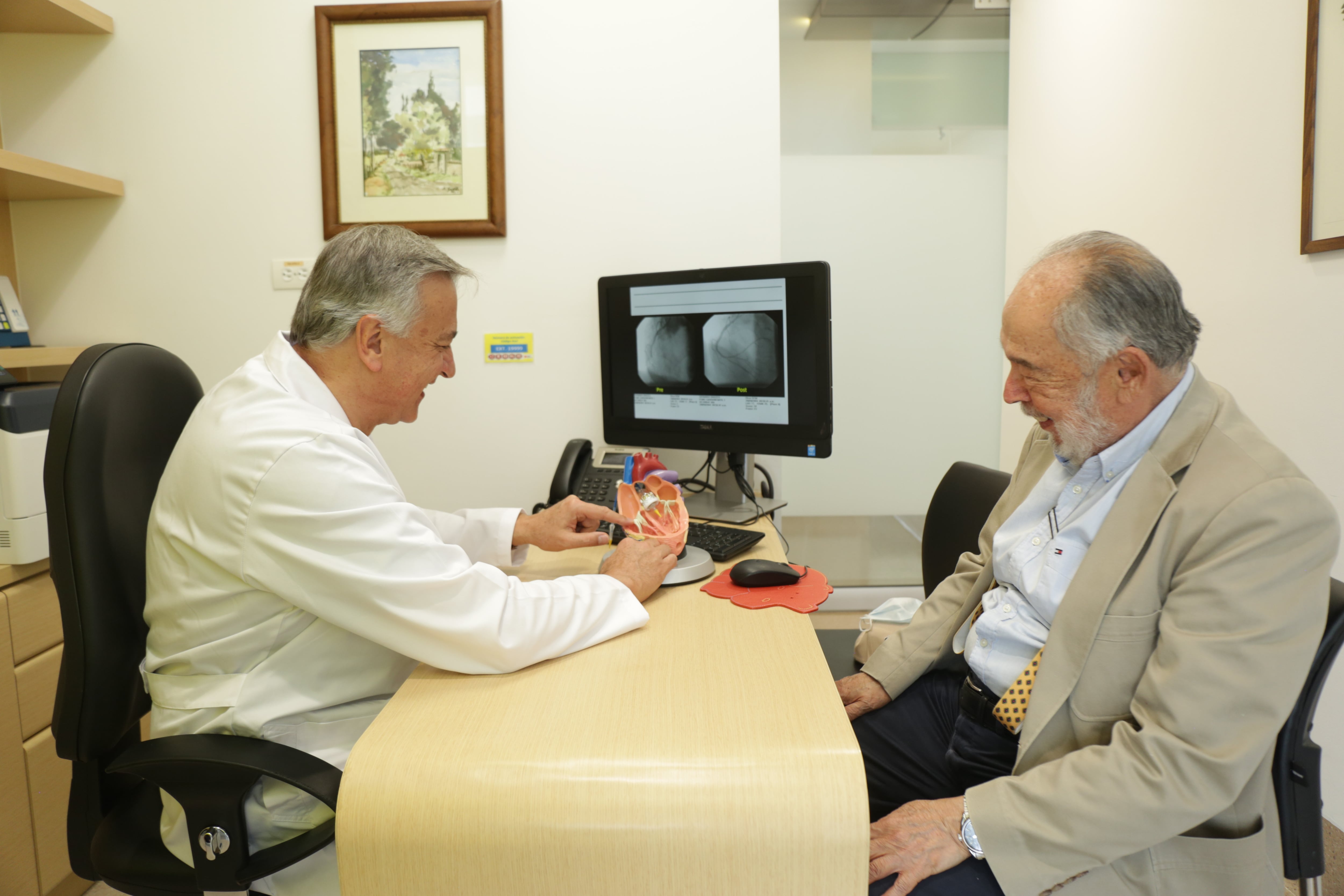 Los principales factores de riesgo que generan muerte por ECV son hipertensión arterial, tabaquismo, contaminación, trastornos de azúcar como diabetes, y obesidad.