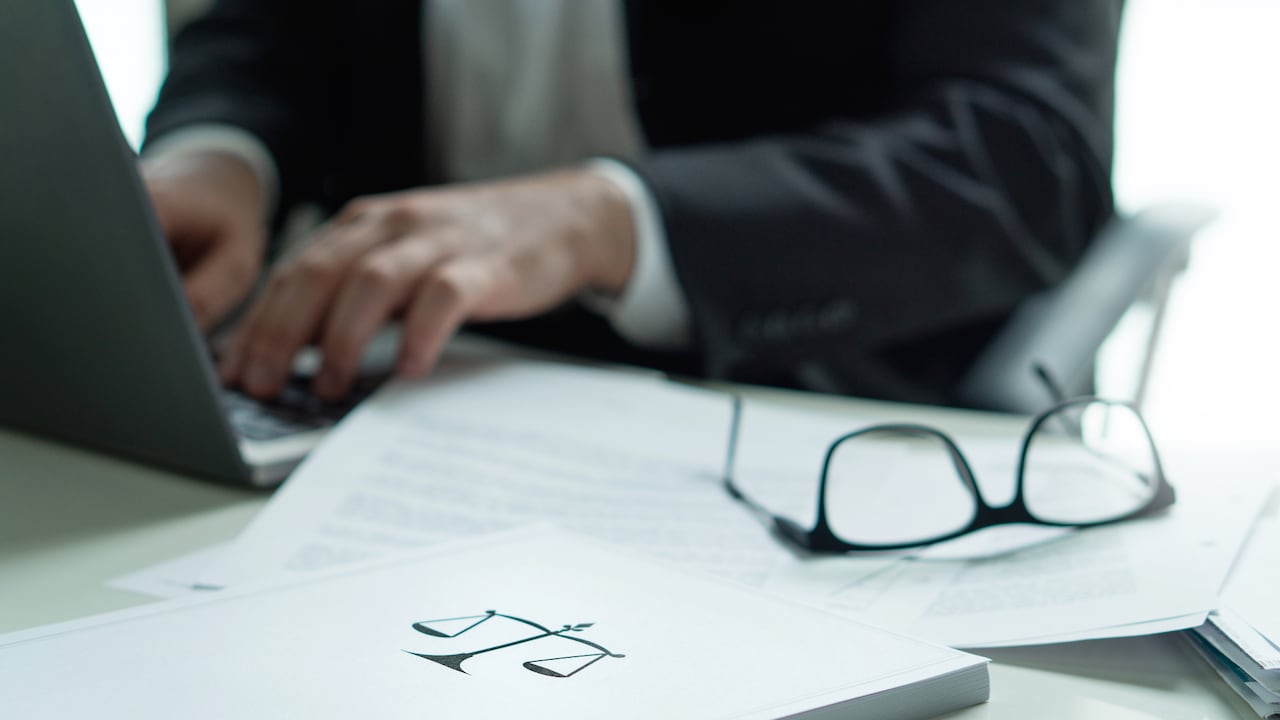 Desde Yustii buscan que la asesoría a los clientes se haga con un lenguaje sencillo, sin cobros ocultos y de una manera más cercana a los abogados.