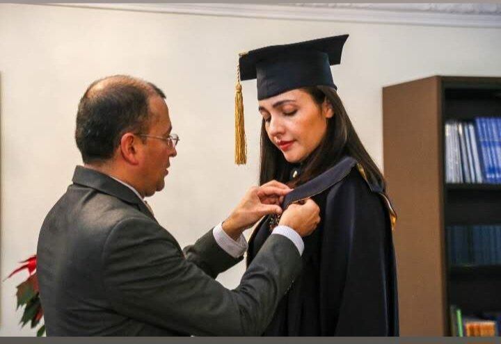 En redes sociales cuenta su historia y la gran lucha que enfrentó desde sus 25 años.