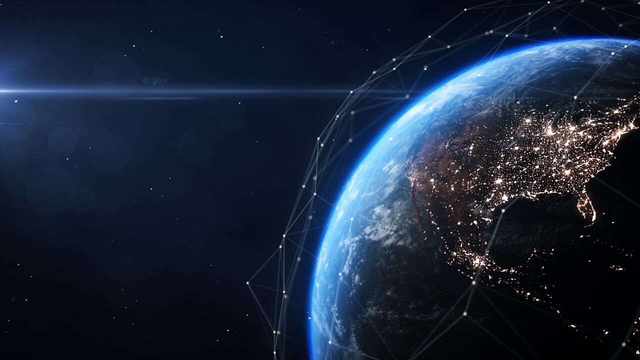 El telescopio está diseñado para estudiar una amplia gama de fenómenos astronómicos.