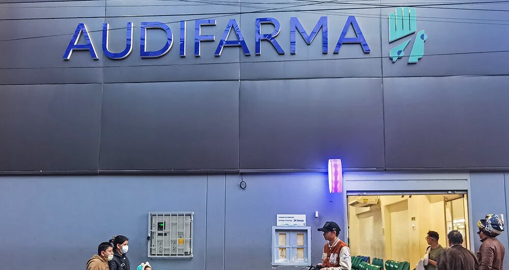 Los laboratorios están bloqueando a los dispensadores de medicamentos. Audifarma informó esta semana la falta de pagos por parte de la Nueva EPS. 