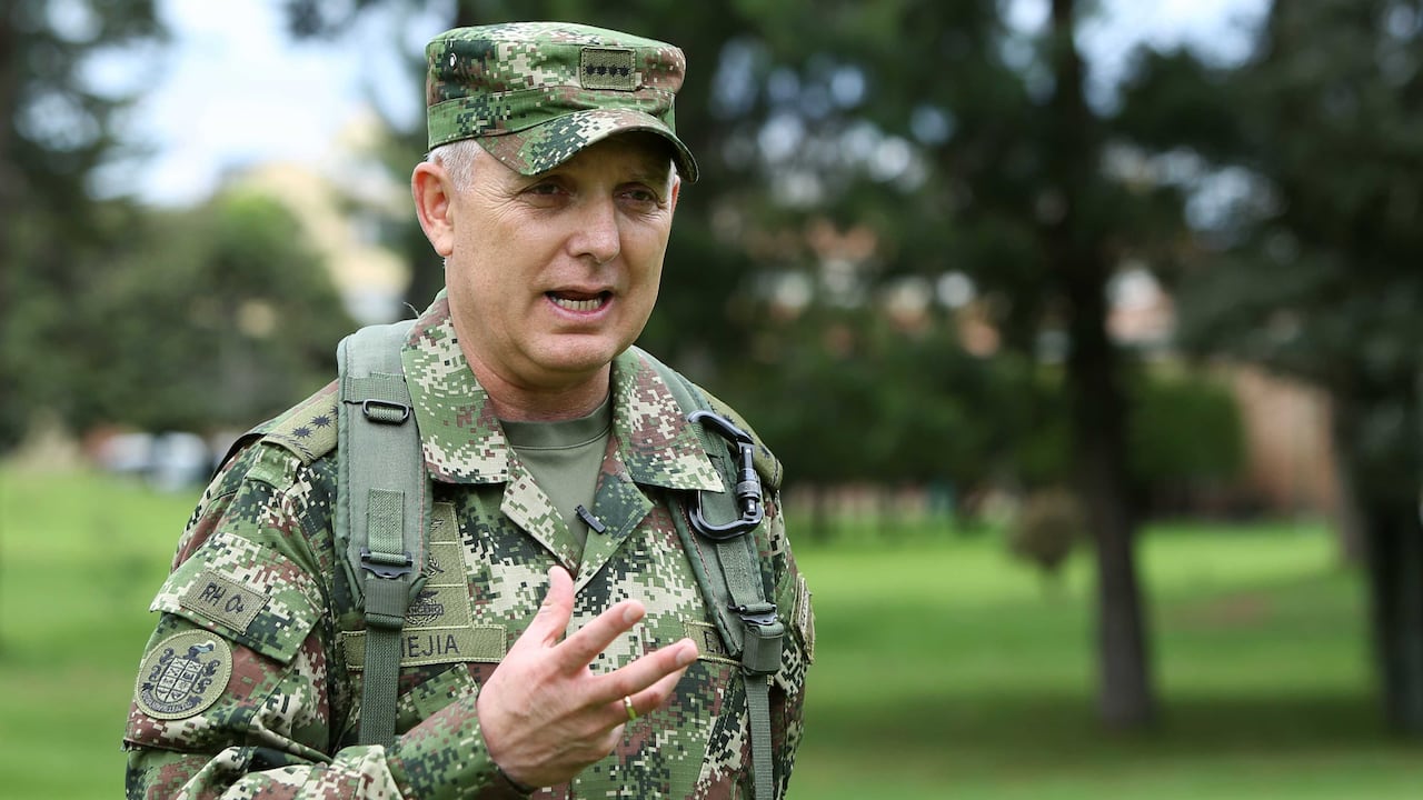 General (r) Alberto José Mejía.