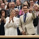 Roger Federer durante su homenaje en la cancha central de Wimbledon.