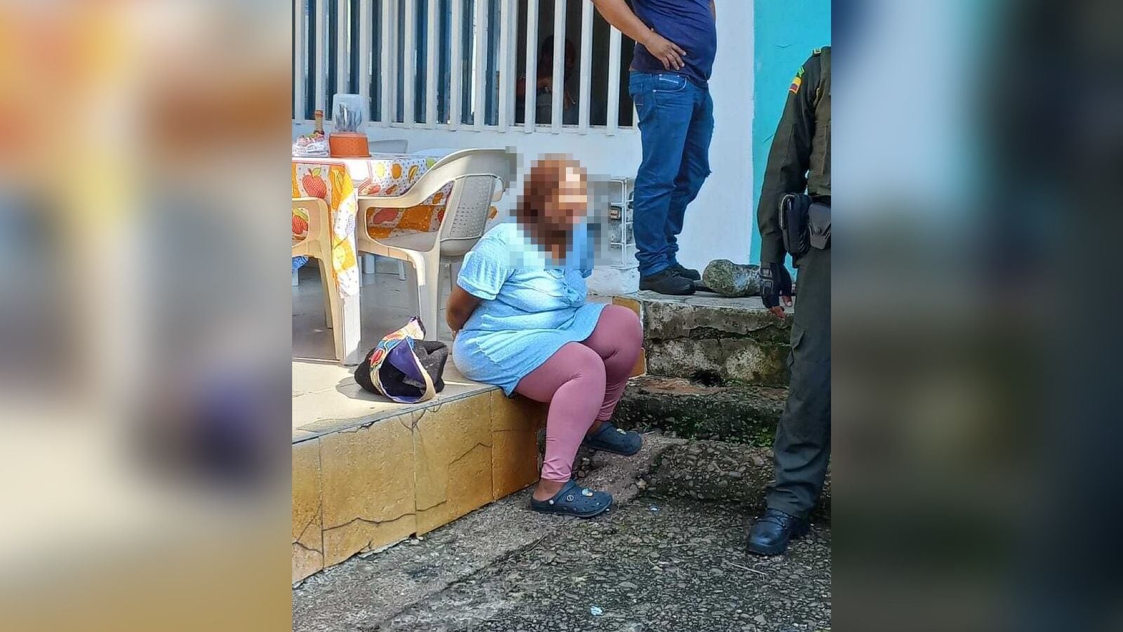 La mujer fue detenida por las autoridades.