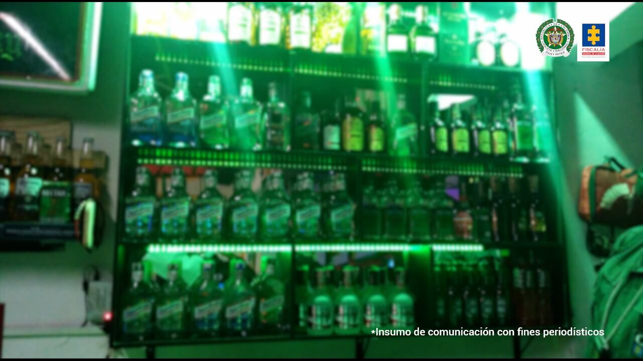 La Fiscalía logró la desarticulación de una organización criminal que se apoderó del comercio ilegal de licor adulterado en grandes eventos.