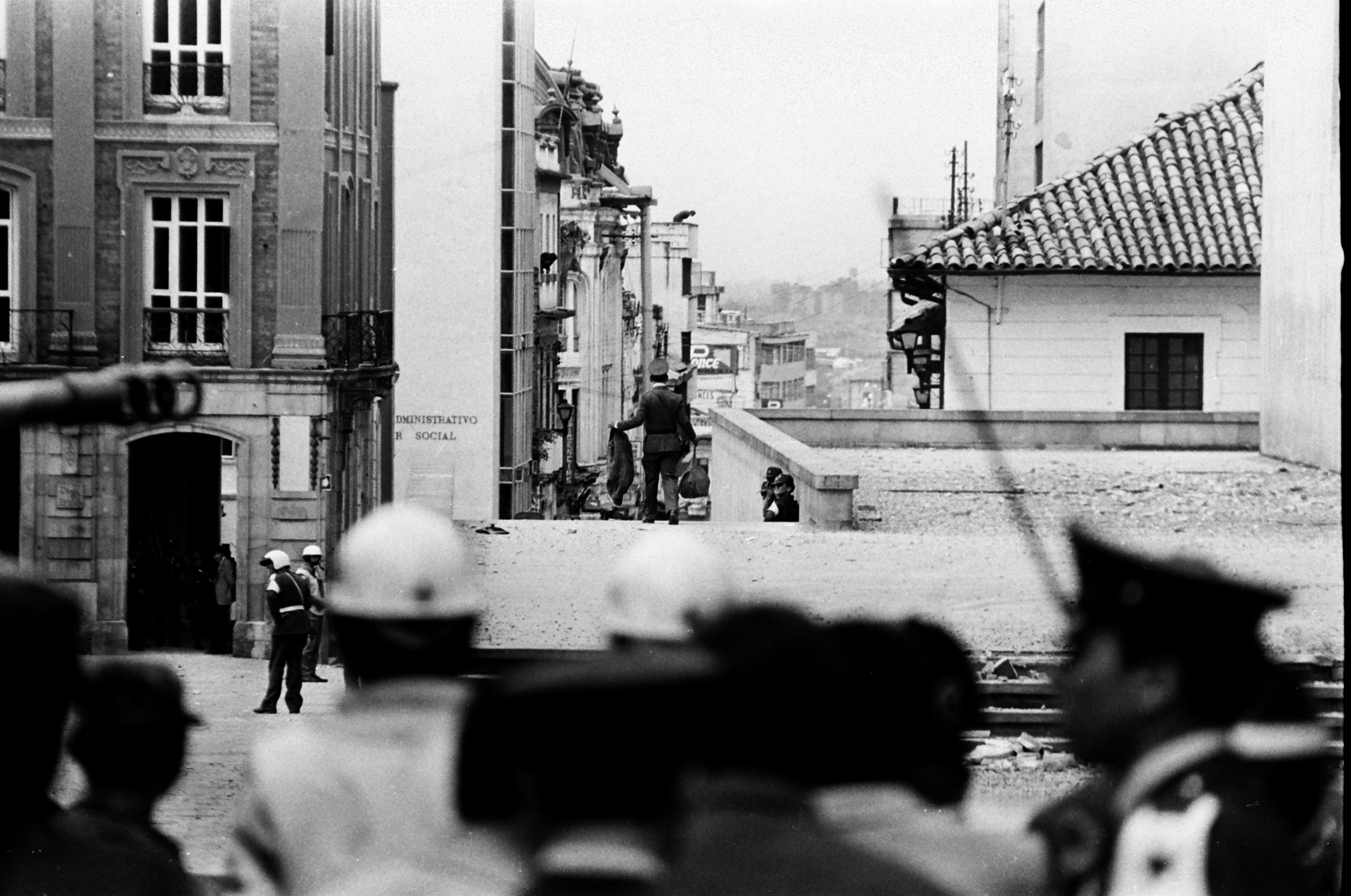 Estas son algunas de las fotos que hacen parte del álbum de Rafael González y que por poco desaparecen en la basura.