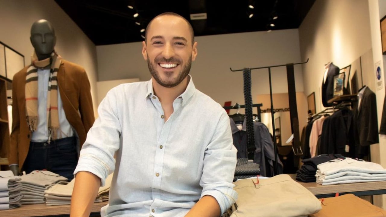 Andrés Montoya es el nuevo presentador de Noticias Caracol.