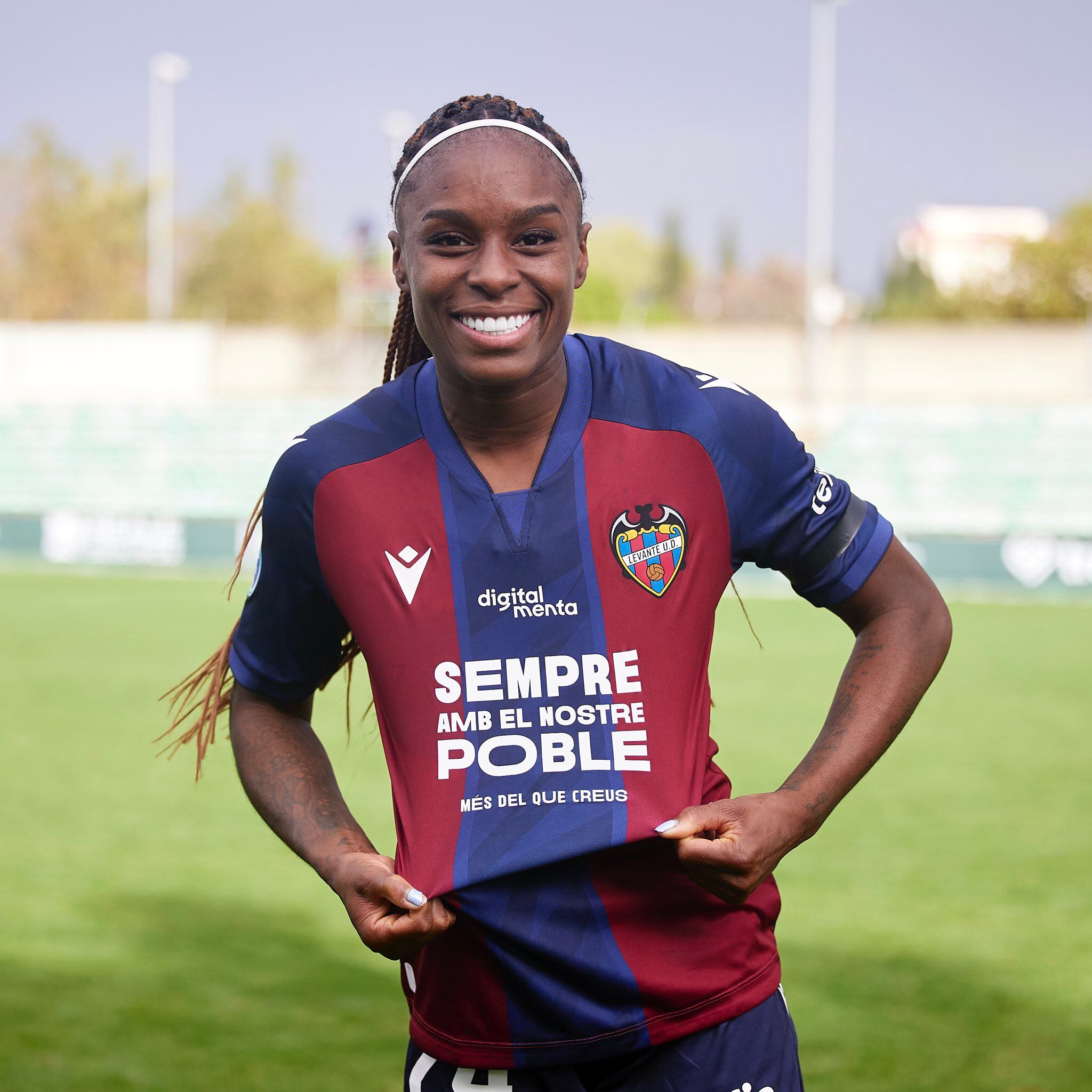 Ivonne Chacón, delantera colombiana del Levante