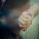 Sorrow in a rainy day. Shallow DOF.