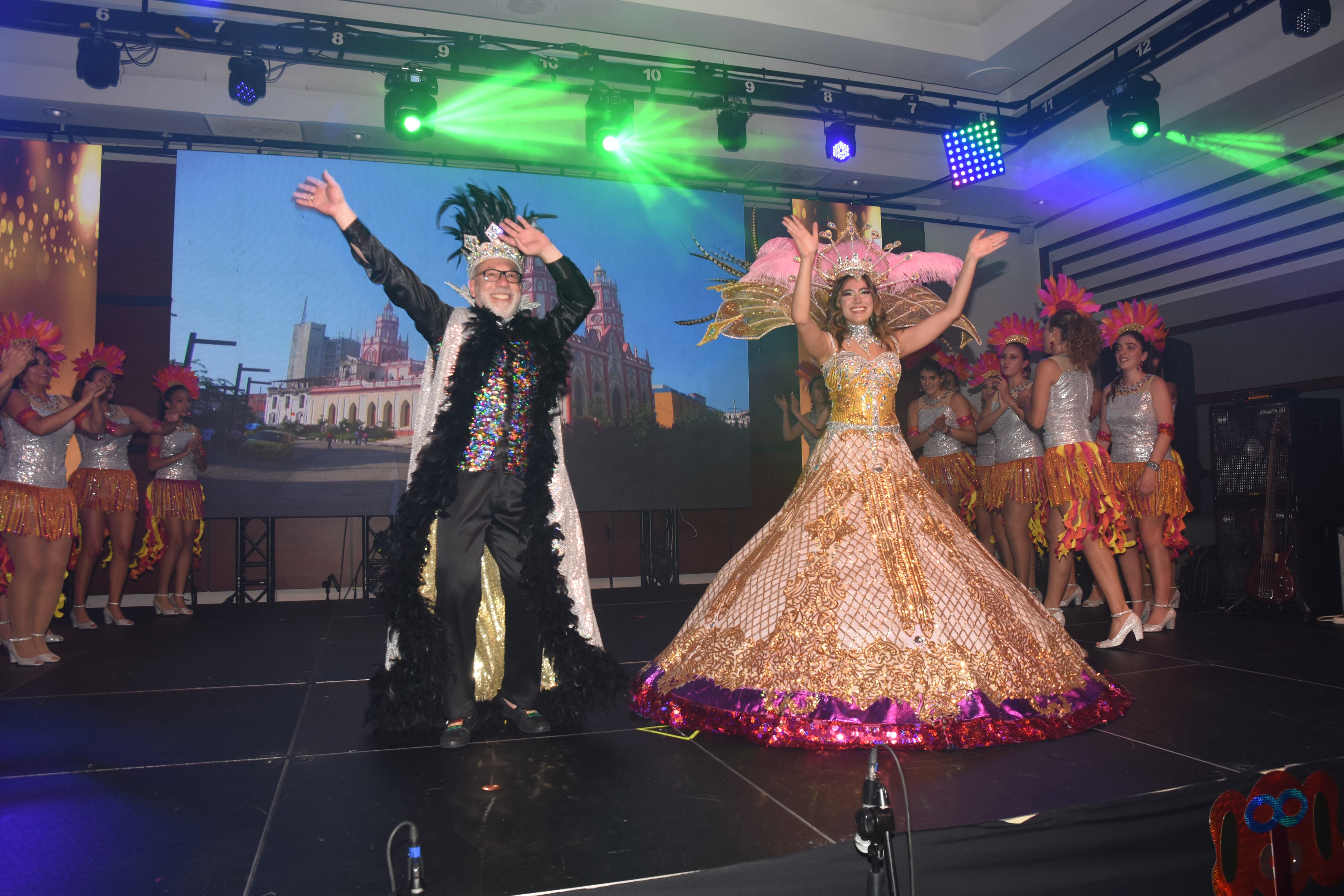 El Rey Momo del carnaval de Barranquilla en Bogotá es Alonso Quintero.