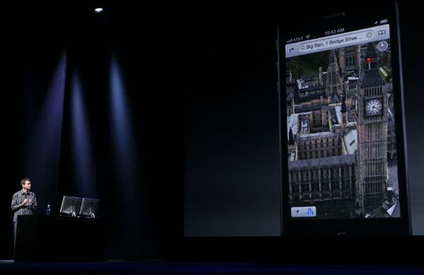 Características técnicas: 7,6 milímetros de grosor, 112 gramos de peso, pantalla de 4 pulgadas con una resolución de 1.136 por 640 píxeles coin una mayor saturación de color; acceso a redes de cuarta generación móvil (LTE), un nuevo 'cerebro', el A6.