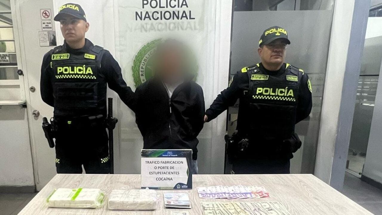 El hombre quedó a disposición de las autoridades competentes.