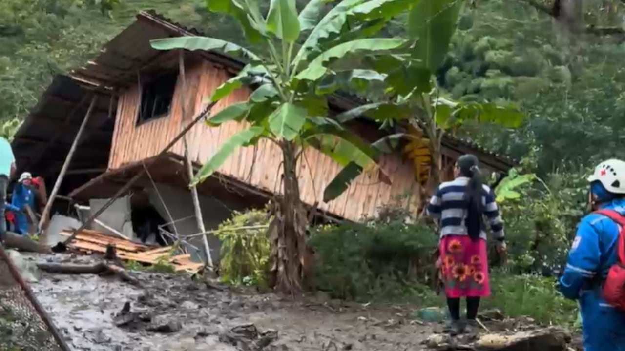 Tres casas resultaron afectadas por creciente súbita en el cañón del Combeima, en Ibagué.