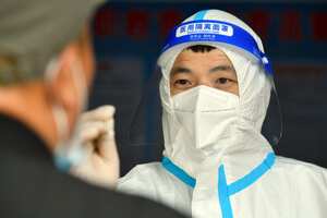 Pruebas masivas de Covid-19 en Henan, China.