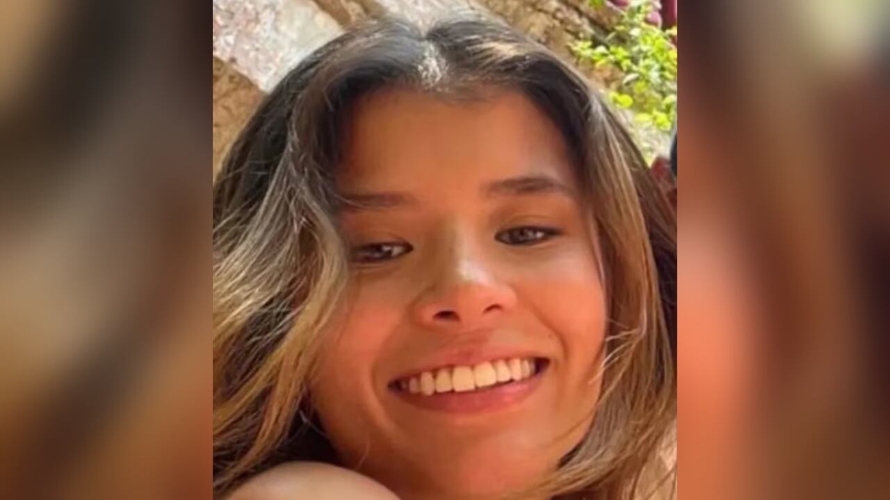 La amiga de la joven aseguró que se ofreció a acompañarla.