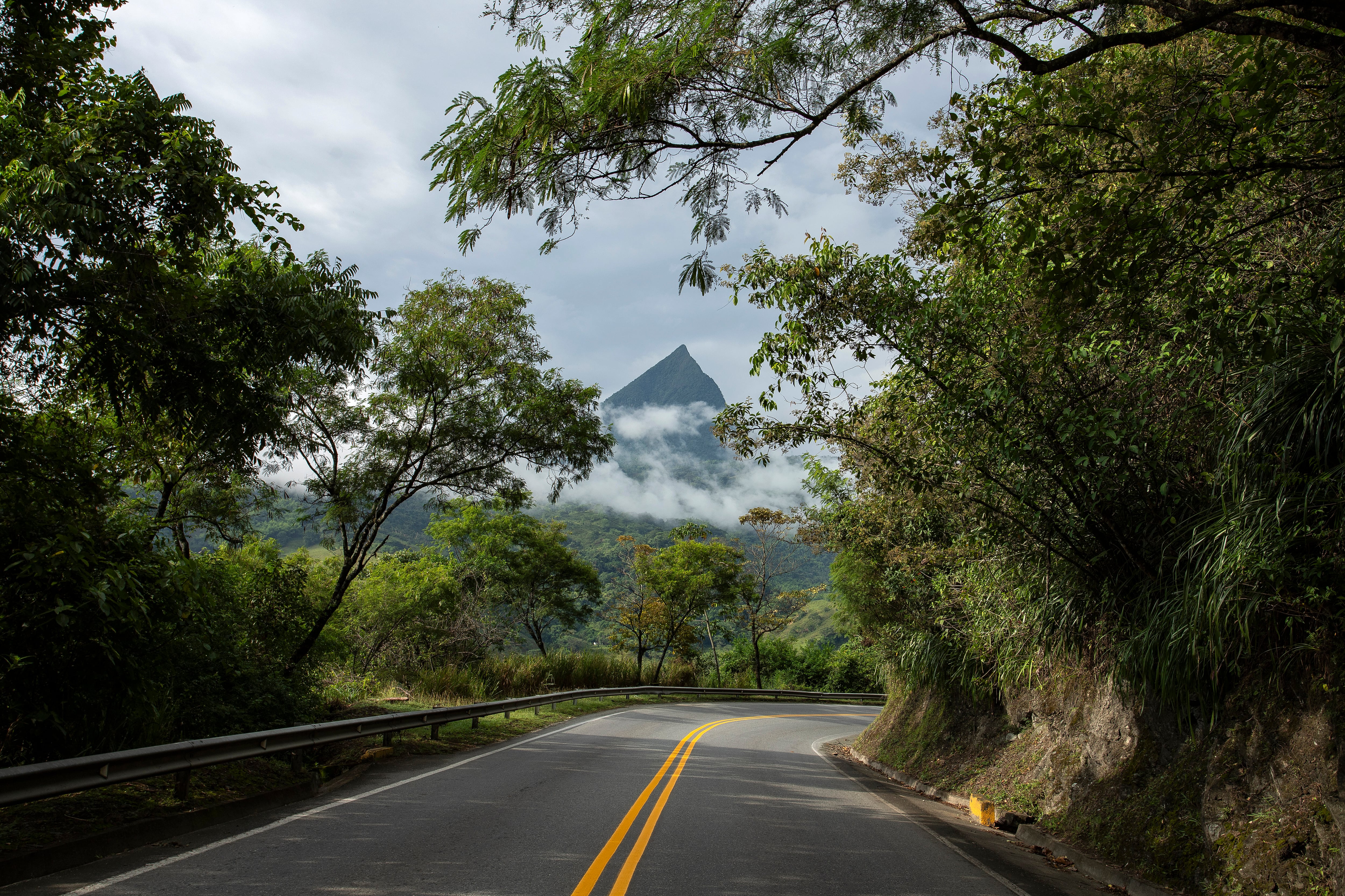 Cerro Tusa, la pirámide perfecta y montaña sagrada