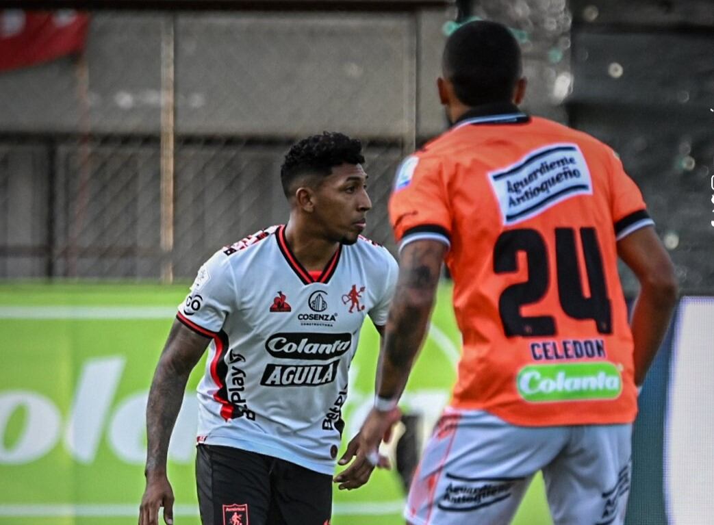 Envigado y América jugaron por la fecha 6