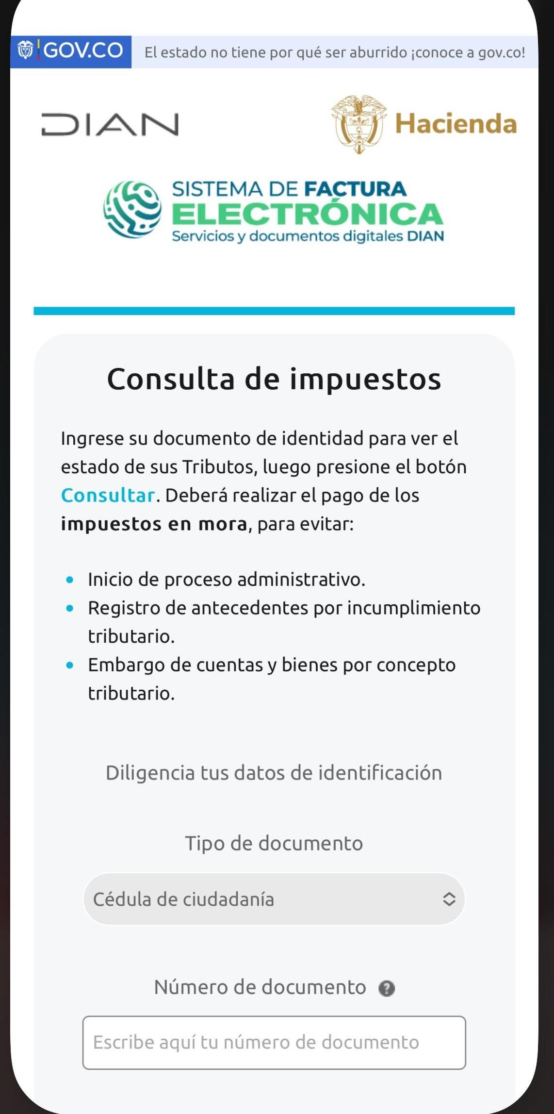 Los estafadores han creado un sitio web que replica el portal de la DIAN, utilizando logotipos y elementos visuales similares para confundir a los contribuyentes y hacerles creer que están en la página oficial mientras buscan información sobre sus obligaciones tributarias.