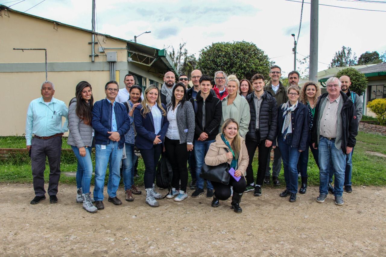 Por medio del proyecto Trabajadores Colombianos Especializados para Alemania – TEAM, se realizó una primera preselección de 44 egresados de la entidad, quienes se formaron en los programas tecnólogos de Producción Agrícola y Electricidad Industrial.