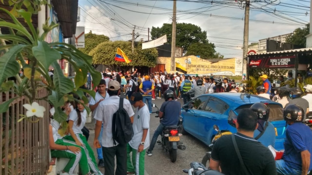 Exigen garantías y seguridad en la educación.