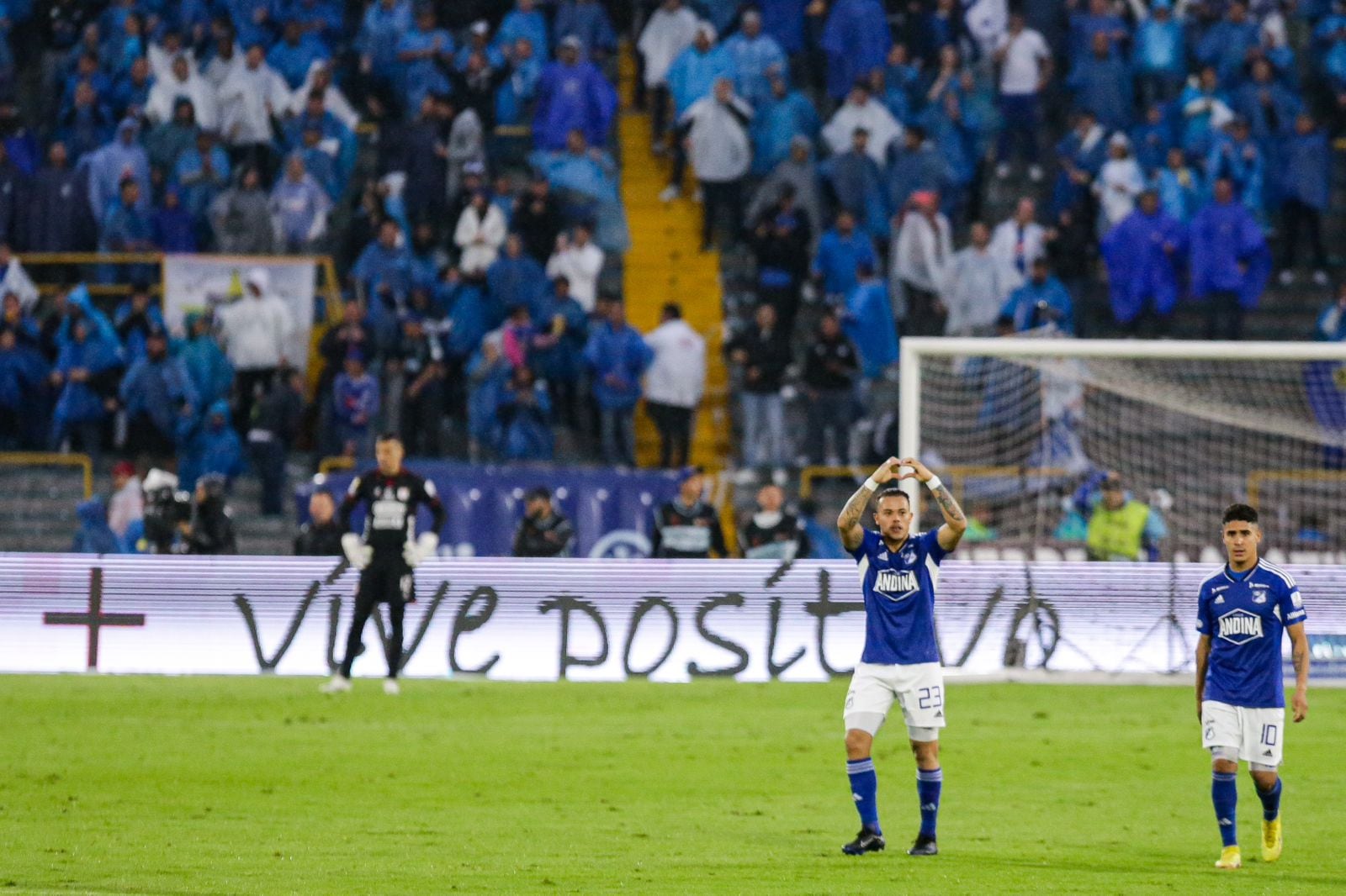 Imagen del partido entre Independiente Millonarios y América de Cali por la fecha 2 del cuadrangular semifinal del Grupo B.