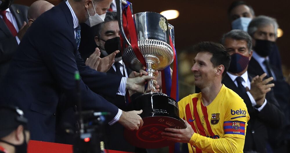 Lionel Messi, levantó su título número 37 en su carrera