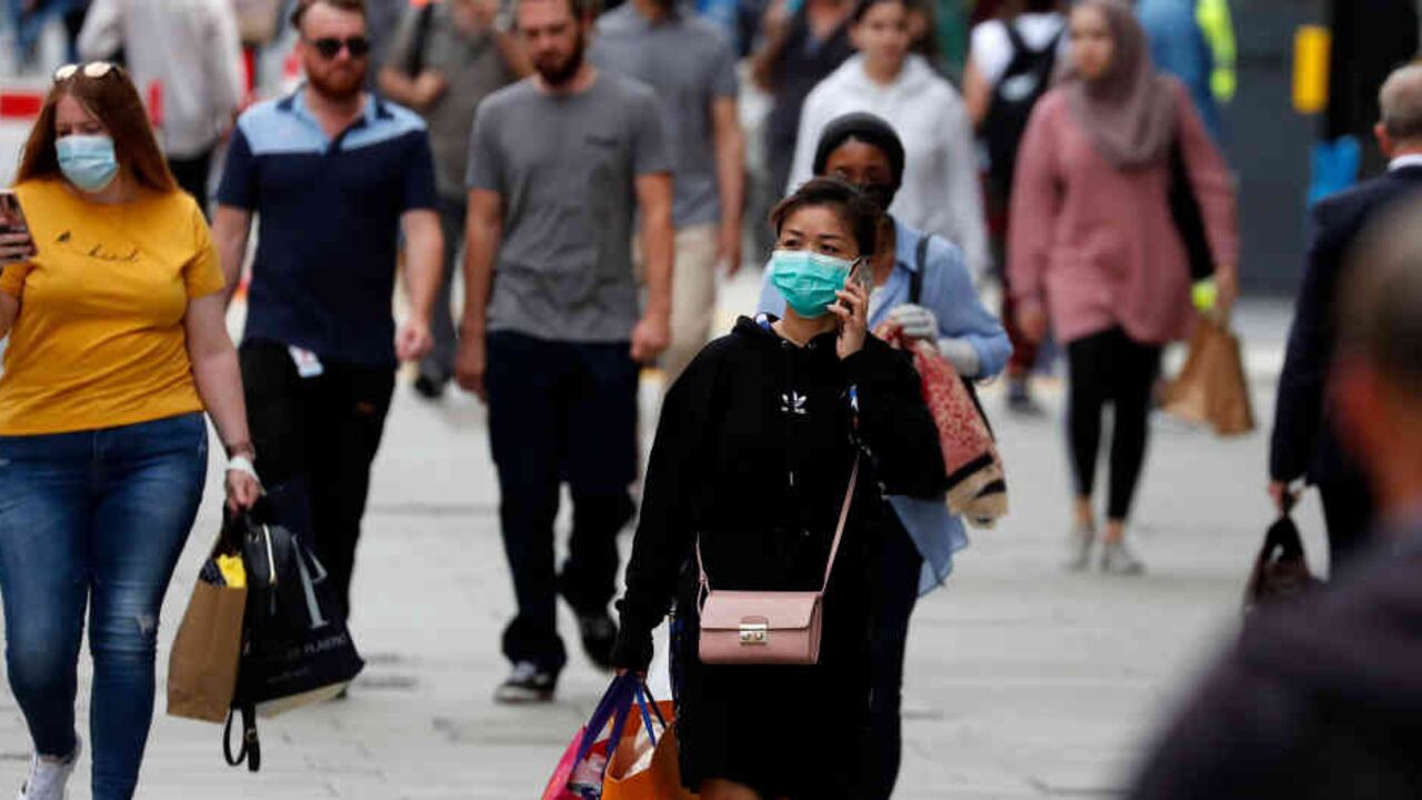 La OMS fue muy criticada por tardar en decretar el estado de urgencia, luego de que el coronavirus fue señalado por primera vez en China.