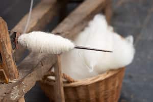 Una de las fortalezas y atractivos de Marulanda es la producción de tejidos con lana de oveja.